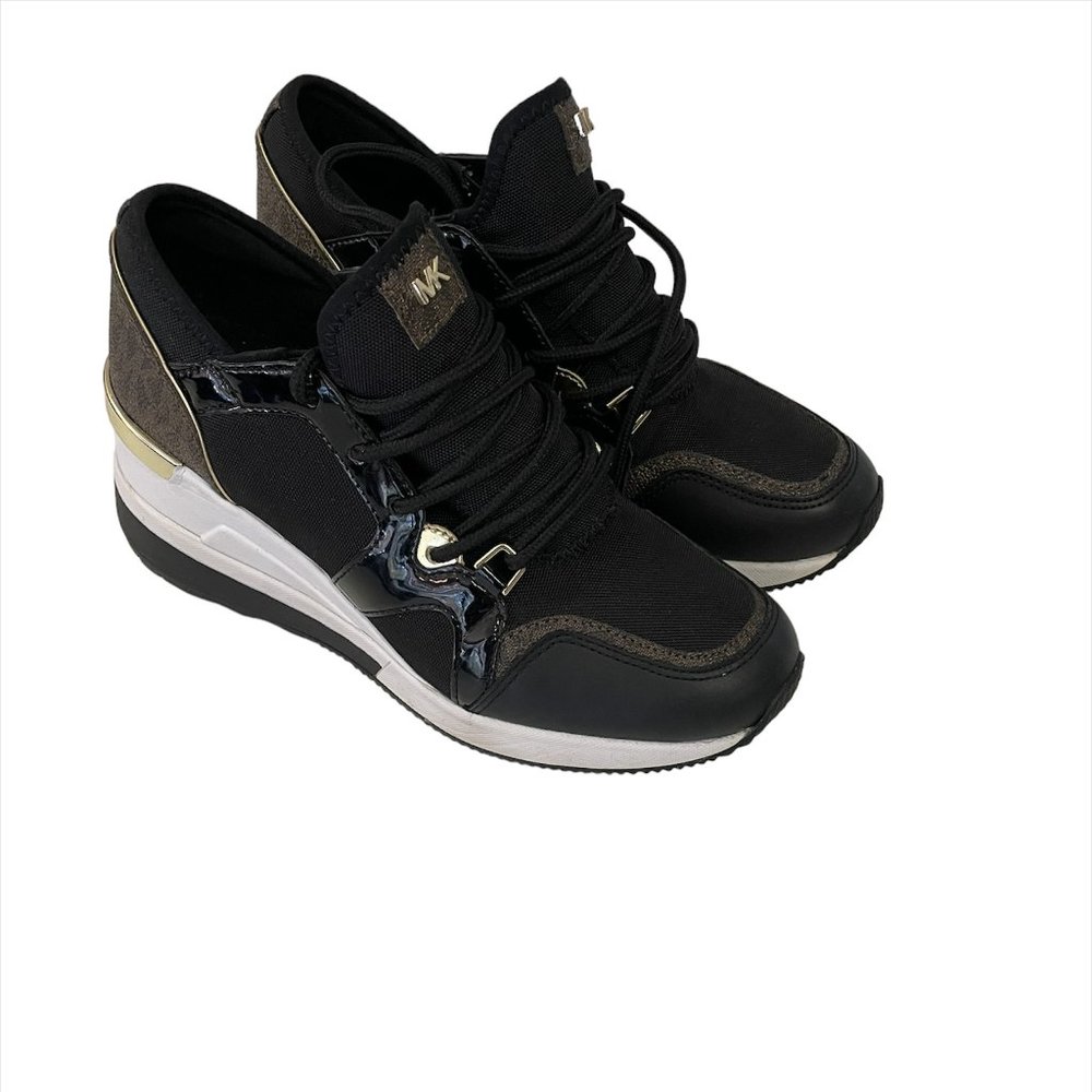 Michael Kors Womens Georgie Trainer 6 Black/Gold